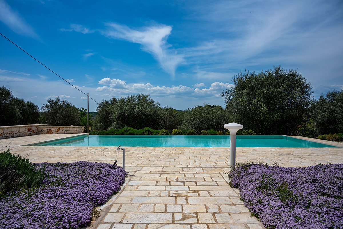 Classic Room with pool in Ostuni